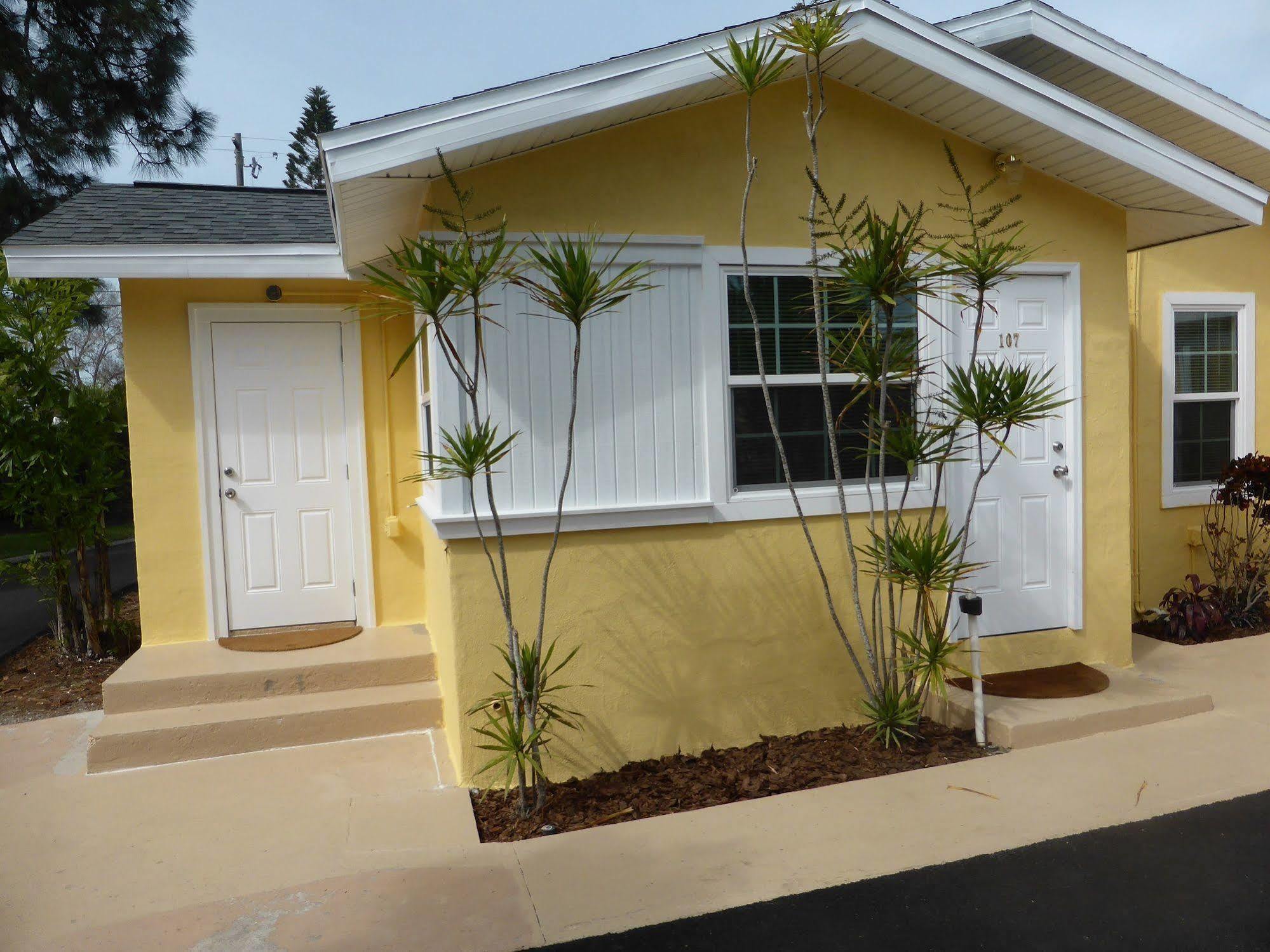Englewood Bay Motel Luaran gambar