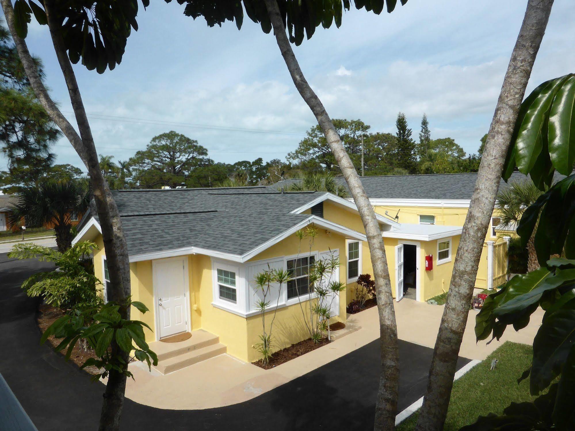 Englewood Bay Motel Luaran gambar